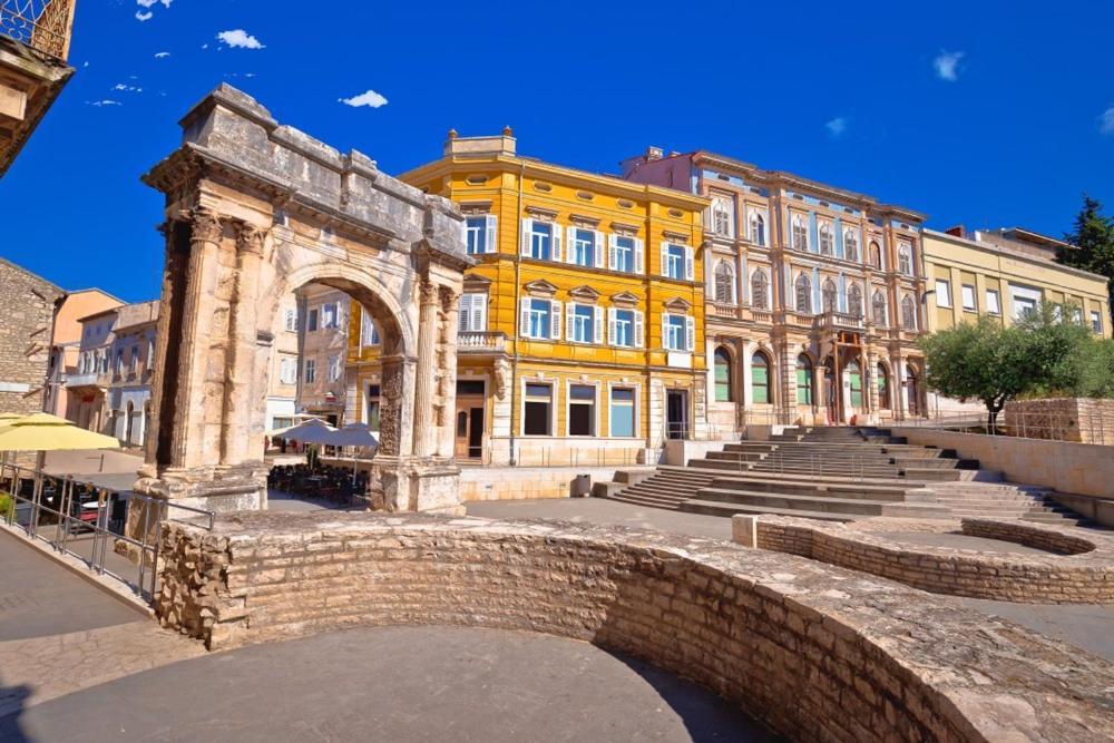 M&a - Luxury Apartment Pula